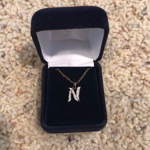 ✌️2 for $10/Vintage The Danbury Mint “N” Necklace